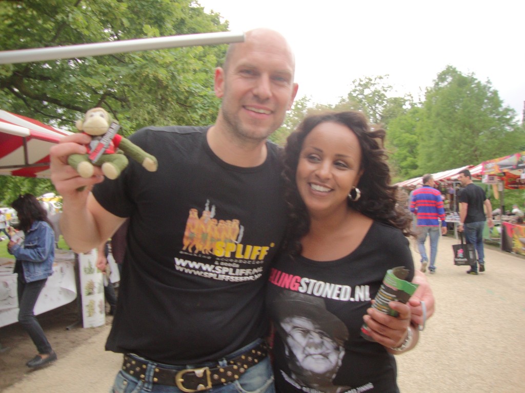 Met de stoere Marcel van Spliff Seeds en 1 van de RollingStoned girls...