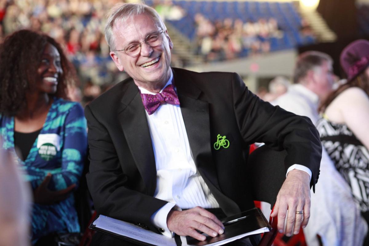 earl blumenauer lachend