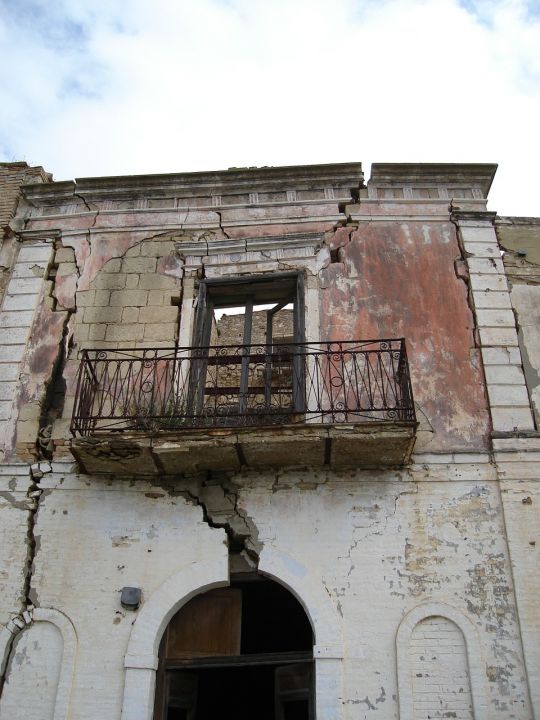 craco-village-579241_1280