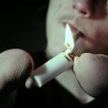 Zó draai je een joint... zonder handen! 👀 Hemelvaart #1
