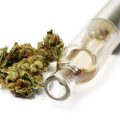In 5 minuten je eigen<br> e-liquid mét THC!