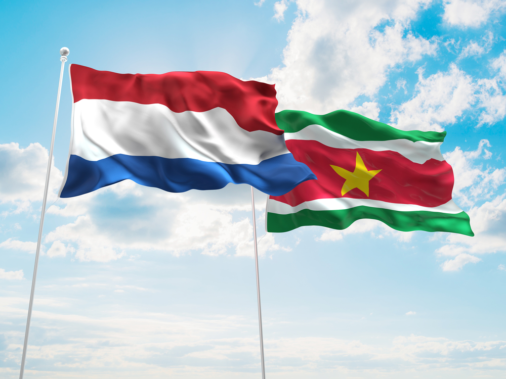 Suriname passeert Nederland met cannabisconferentie - CNNBS.nl