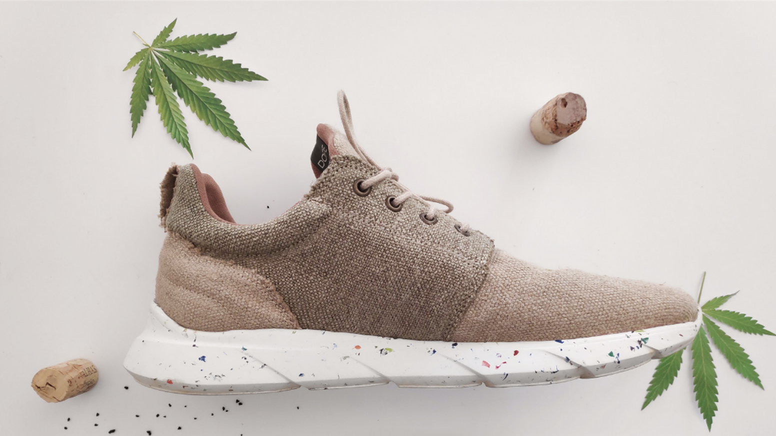 DopeKicks, de eerste waterproof hennep sneaker! - CNNBS
