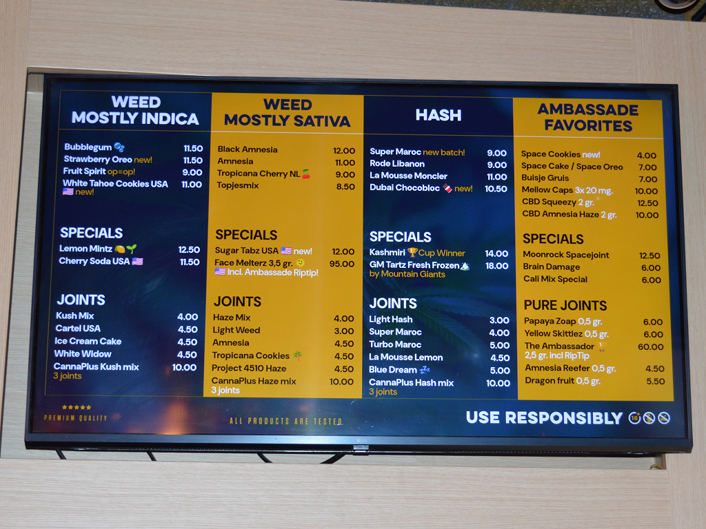Het menu van Coffeeshop De Ambassade in Zwijndrecht