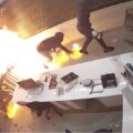 Hondsbrutale overvallers rammen wietwinkel en steken 'm in brand